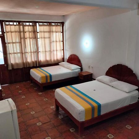 Hotel Bungalows Acuario Пуерто-Ескондідо Екстер'єр фото