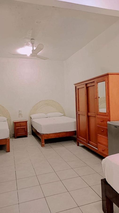 Hotel Bungalows Acuario Пуерто-Ескондідо Екстер'єр фото