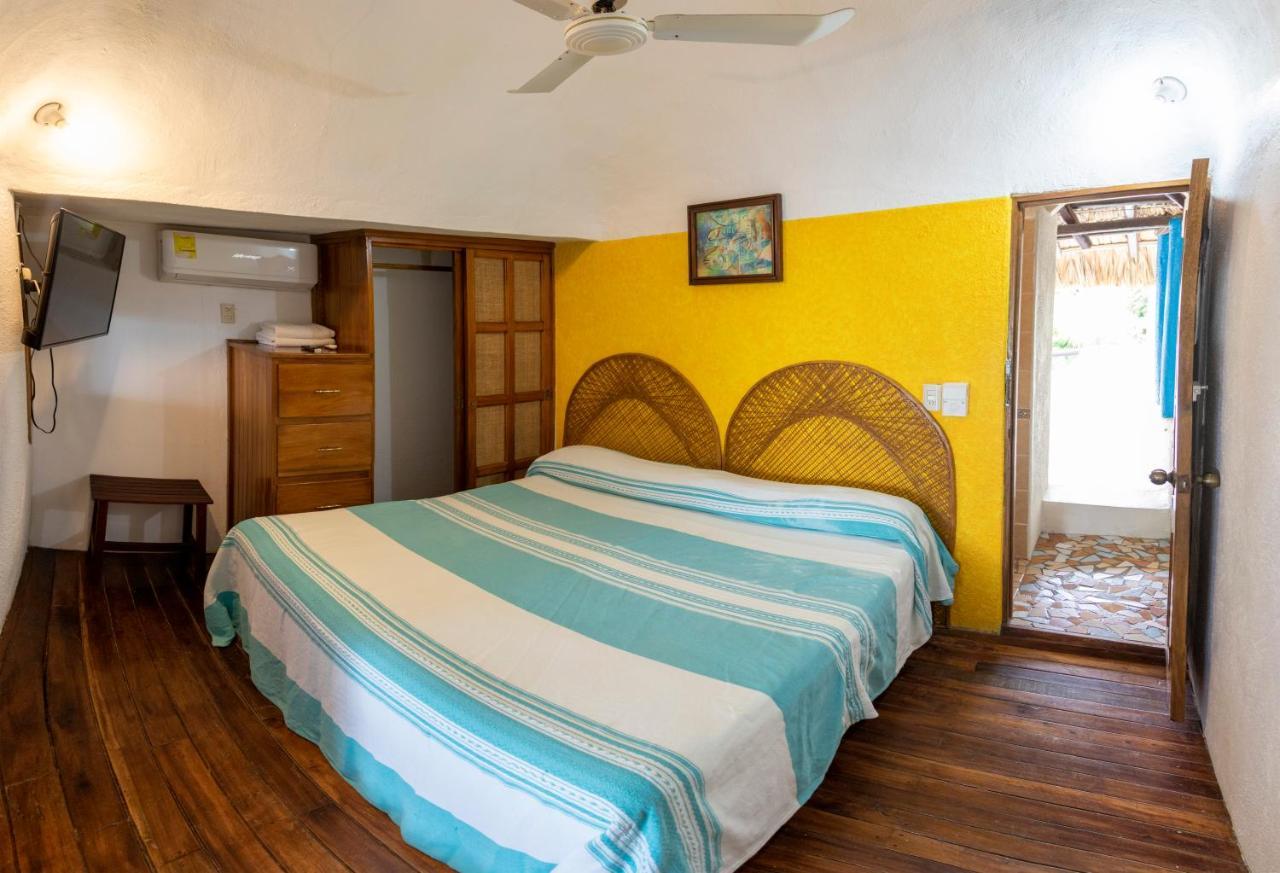 Hotel Bungalows Acuario Пуерто-Ескондідо Екстер'єр фото