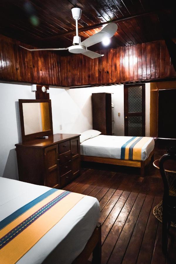 Hotel Bungalows Acuario Пуерто-Ескондідо Екстер'єр фото