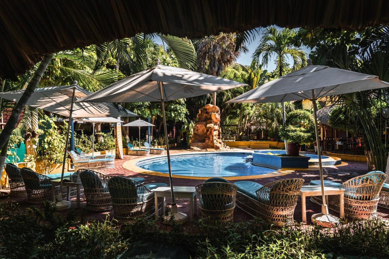 Hotel Bungalows Acuario Пуерто-Ескондідо Екстер'єр фото