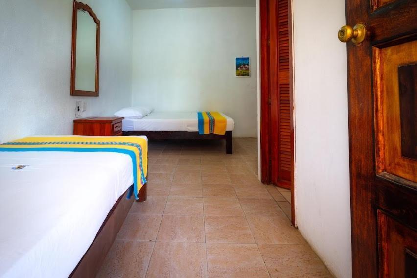 Hotel Bungalows Acuario Пуерто-Ескондідо Екстер'єр фото